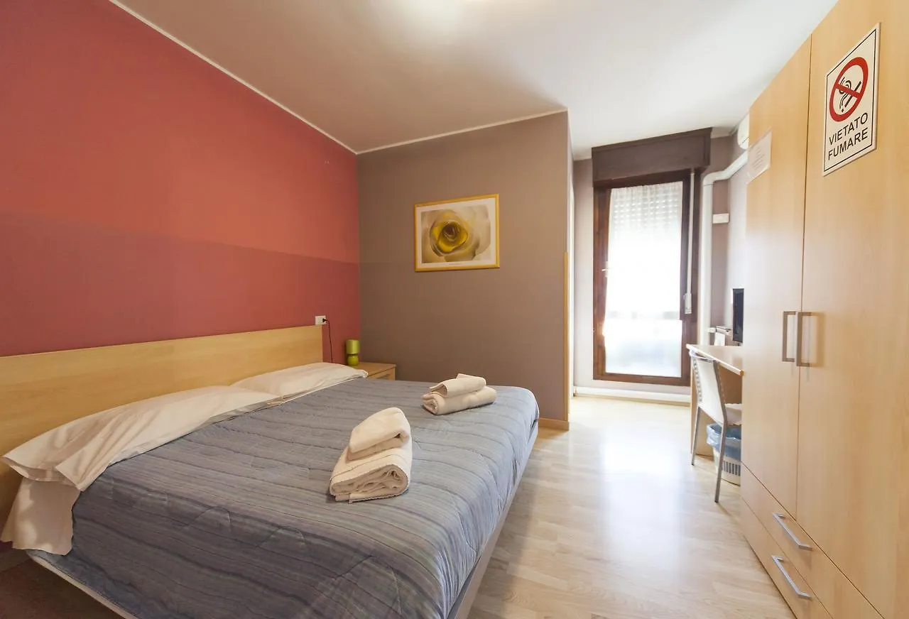 Hotel Albi Stezzano 2*,  Italien
